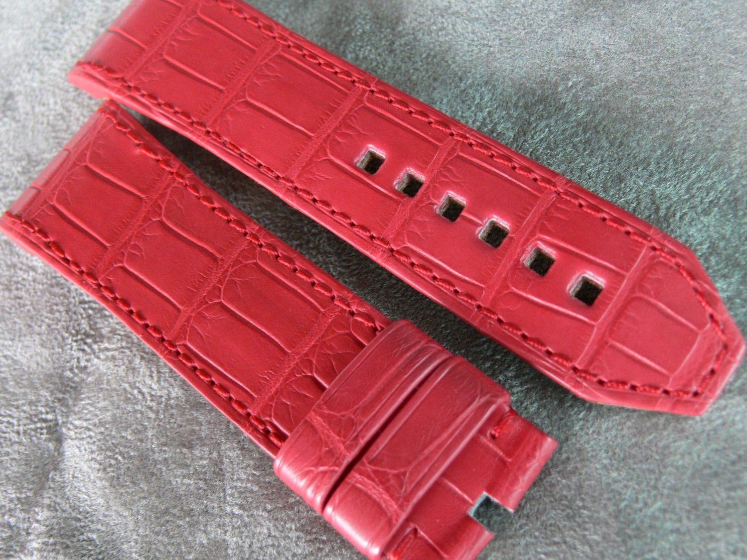 Bracciali & Braccialetti: Wyler Code R Strap Belt Kroko-Band Rot Large - lange Grösse – Nuovo (secondo la descrizione) da Remigen venduto da Kelias