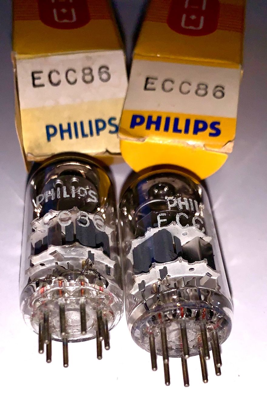 Philips Componenti elettronici: 2 Röhren / Radioröhren ECC86 (2x Triode), NOS, Philips – Nuovo (secondo la descrizione) da Biel/Bienne venduto da Oldradio 1