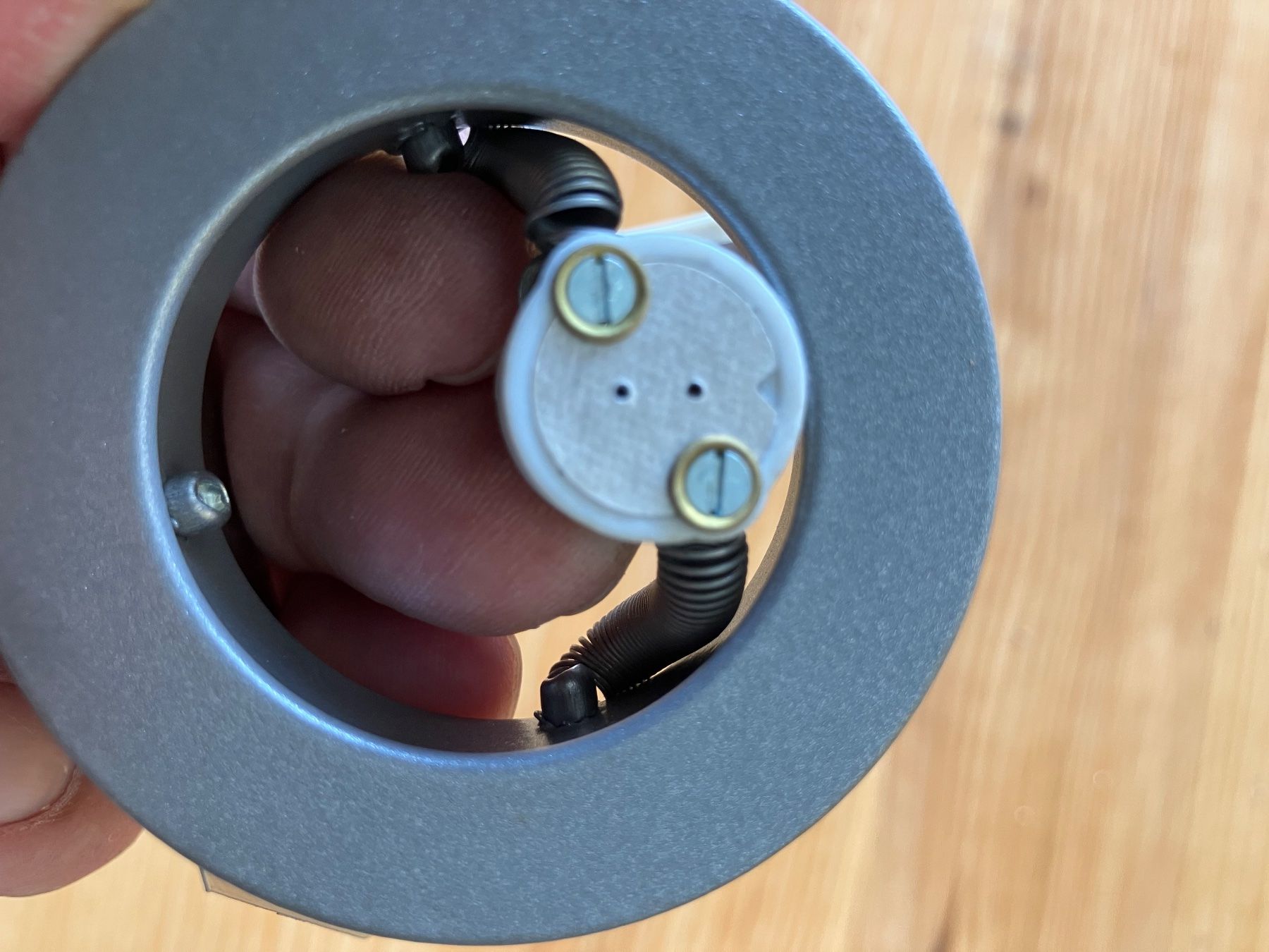 Lampade: 12x Eibauleuchtenfassungen d= 58mm – Nuovo (secondo la descrizione) da Kriens venduto da rabe010