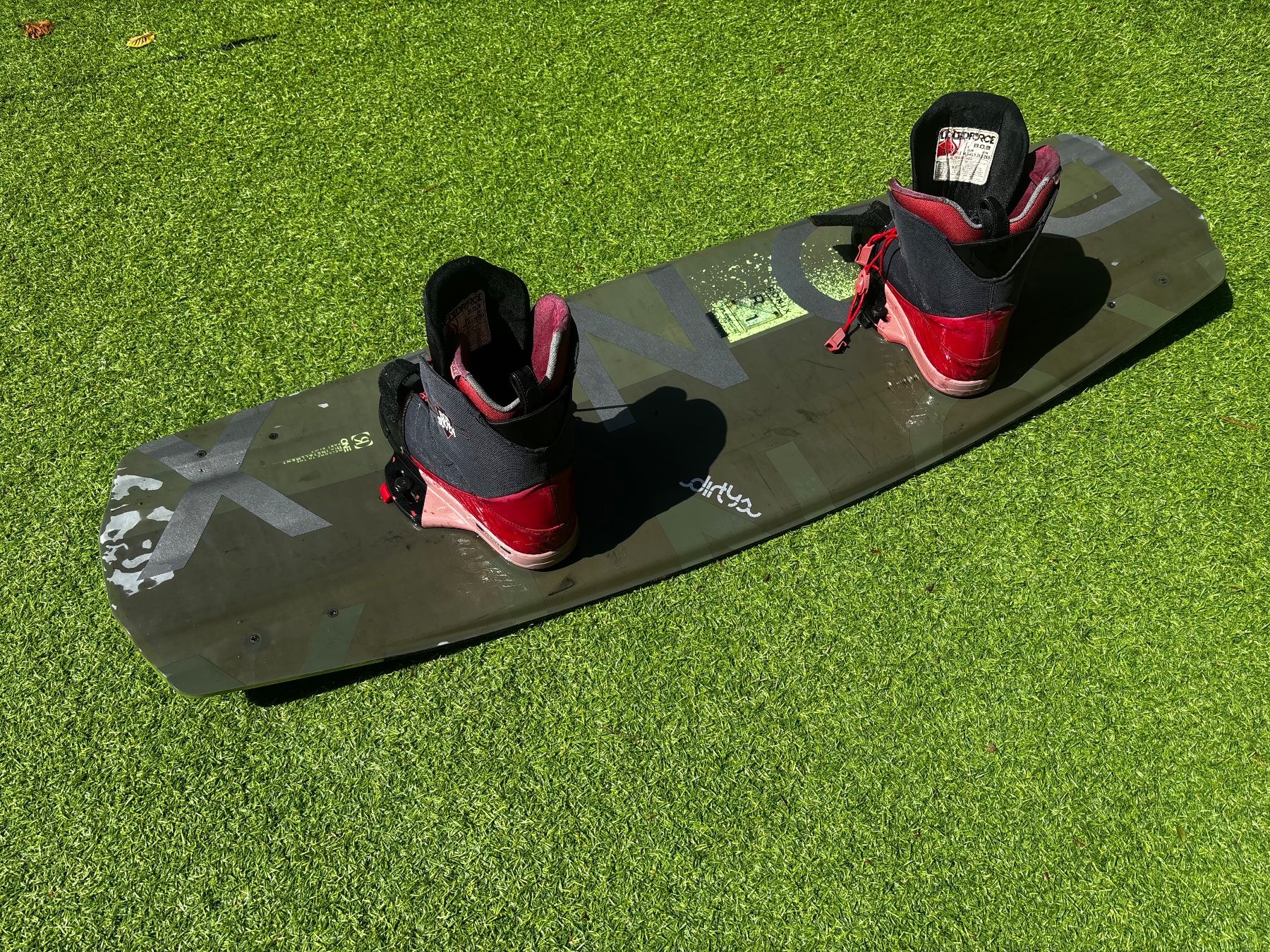 Ronix Surfboards & Schwimmbrette: Wakeboard Ronix Timebomb 138cm – Gebraucht aus Luzern von sam.l. 1