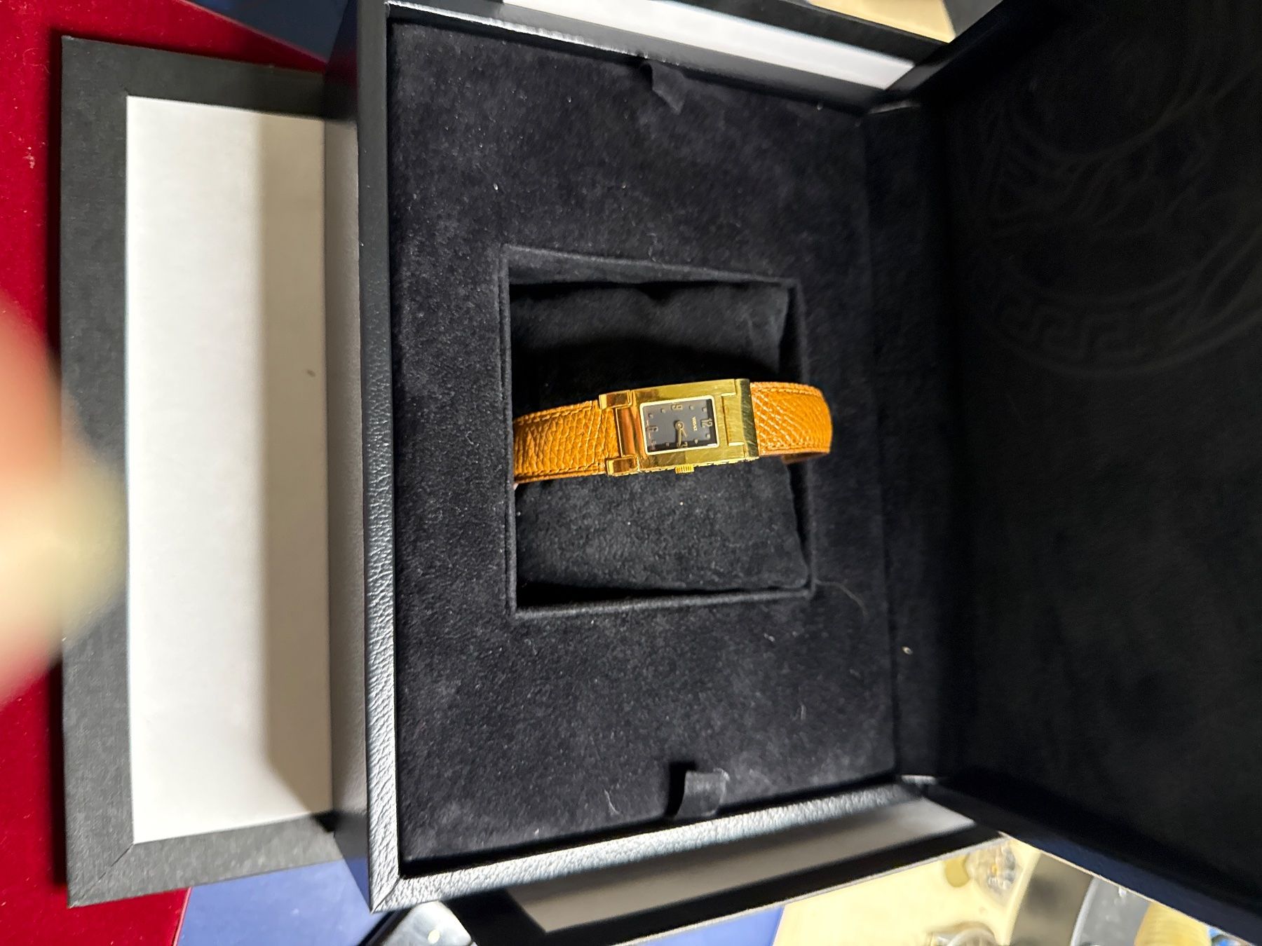 Versace Uhren: Versace 18 mm Quarz – Gebraucht aus Pfeffingen von Allhandelklgwatches 2