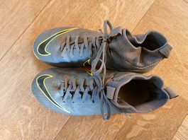 Fussballschuhe (Grösse 35) Nike