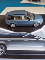 Volvo V50 1:43 mit Prospekt
