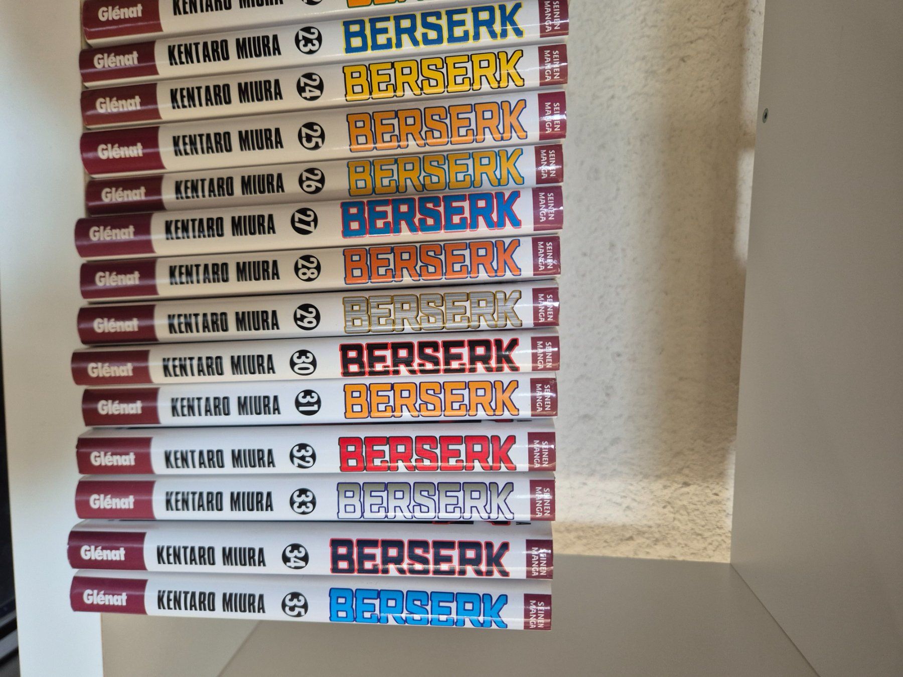 Comics: Berserk tome 1 à 35 – Gebraucht aus Vauderens von zom_j92z 4