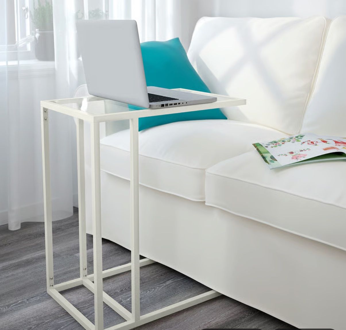 Ikea Tavoli: VITTSJÖ Laptoptisch – Usato da Regensdorf venduto da vio_5btx 5