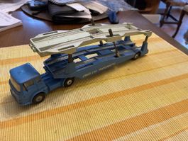 Corgi Toys Autotransporter blau weiss bespielter Zustand