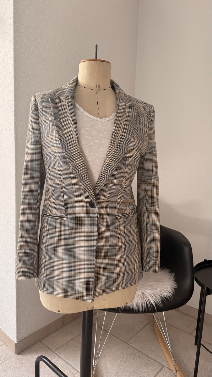 H&M Jacken: H&M Blazer – Gebraucht aus Ennetbaden von Ansano