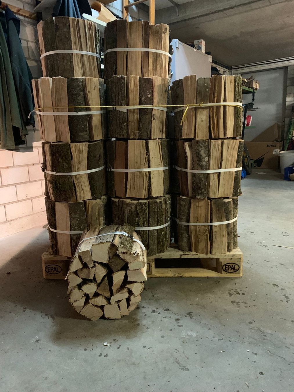 Holzartikel: Brennholz-Bündel Chemineeholz – Neu (gemäss Beschreibung) aus Rossrüti von Radri