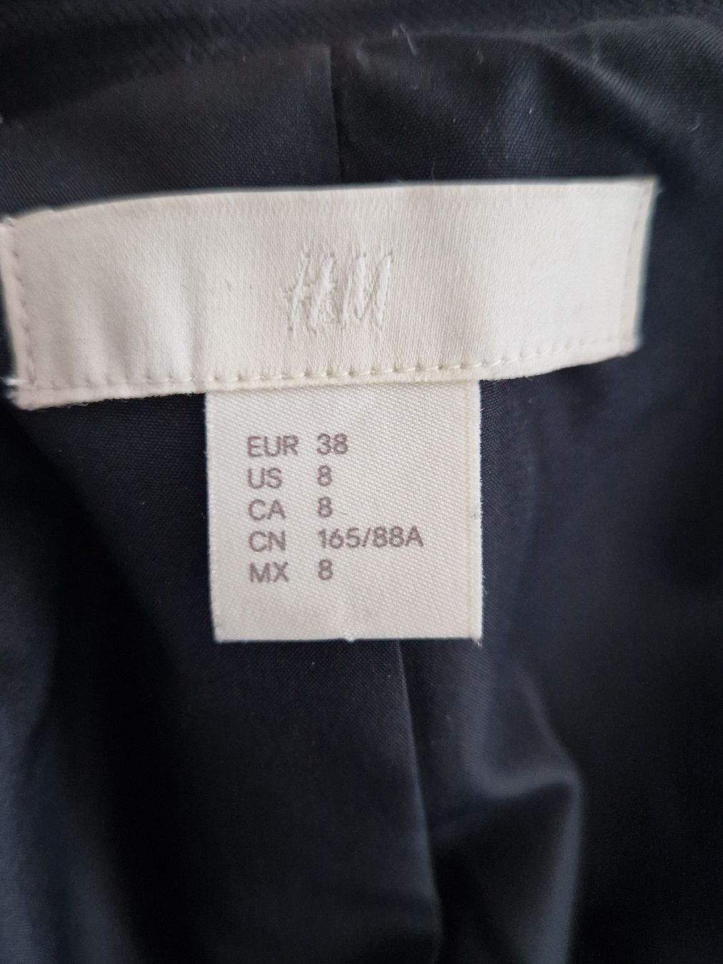 H&M Jacken: BLAZER NOIR – Gebraucht aus Camorino von JPHANDMADE1 3