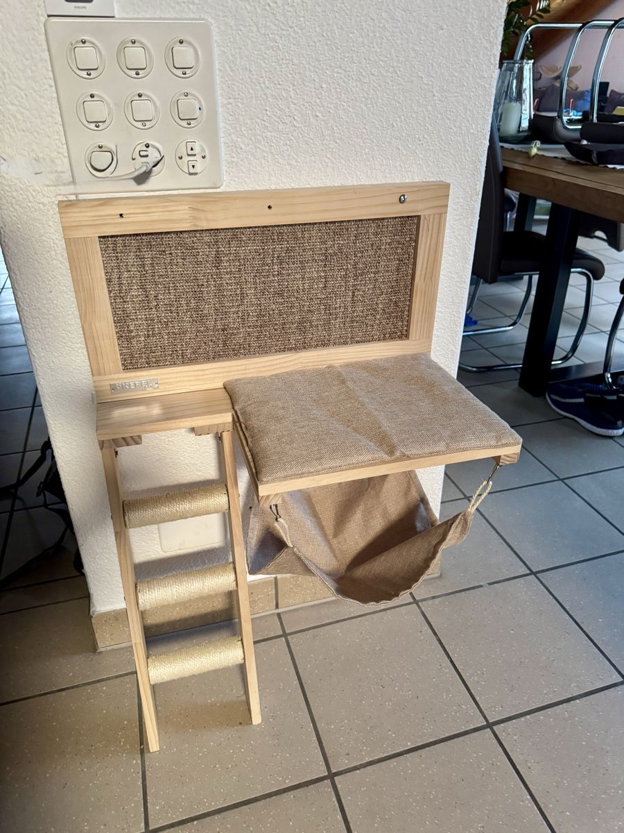 Tiragraffi: Kerbl Pet Katzenliegebrett Timber – Nuovo (secondo la descrizione) da Schaan venduto da Jar_875j