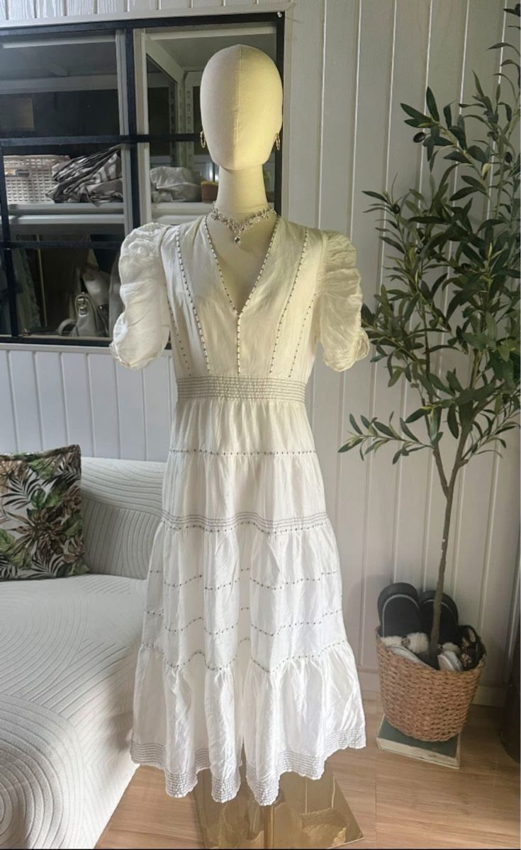 Ulla Johnson Vestiti: Ulla Johnson Elegant Midi Dress – Usato da St.Josefen venduto da lop_lh8d 3