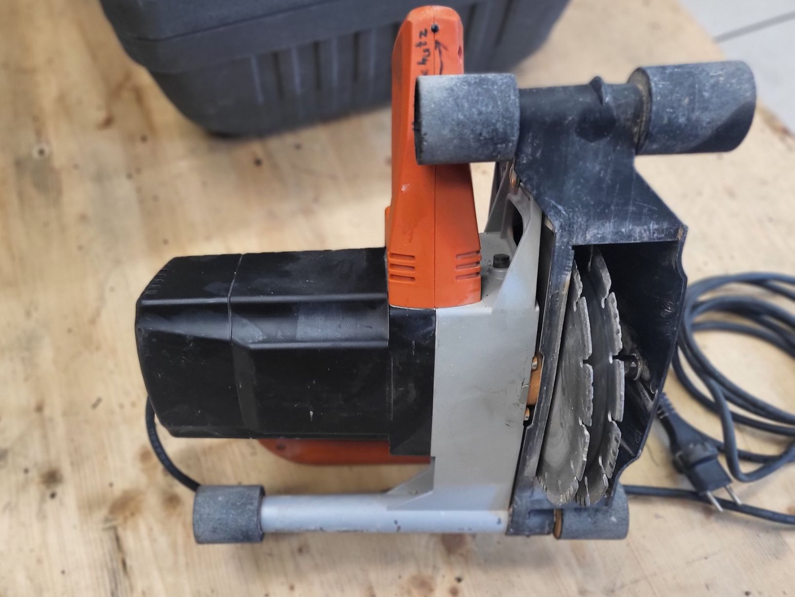 Alle Werkzeuge: Fräsmaschine Schlitz FB-50V – Gebraucht aus Laupersdorf von jonesfluck 3