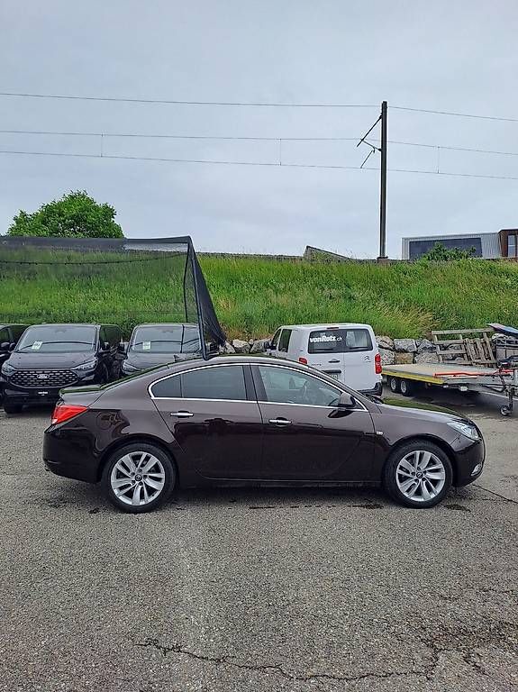 Automobili: Opel Insignia 2.0 T 4x4 Cosmo – Usato da Rorschach venduto da tre_r5sd 2