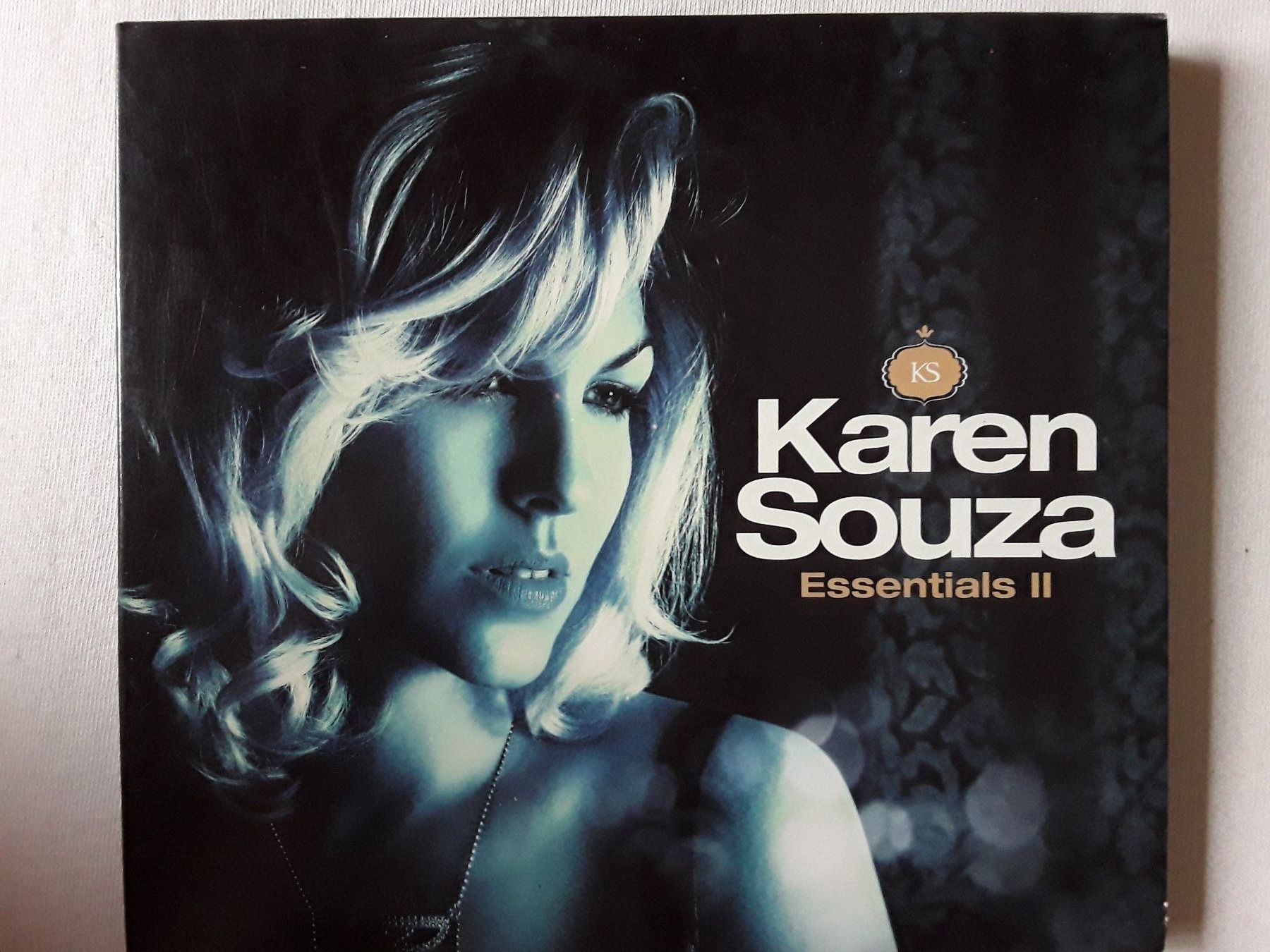CDs: Karen Souza "Essentials 2" -  CD – D'occasion à Wattwil par tannenmeise73