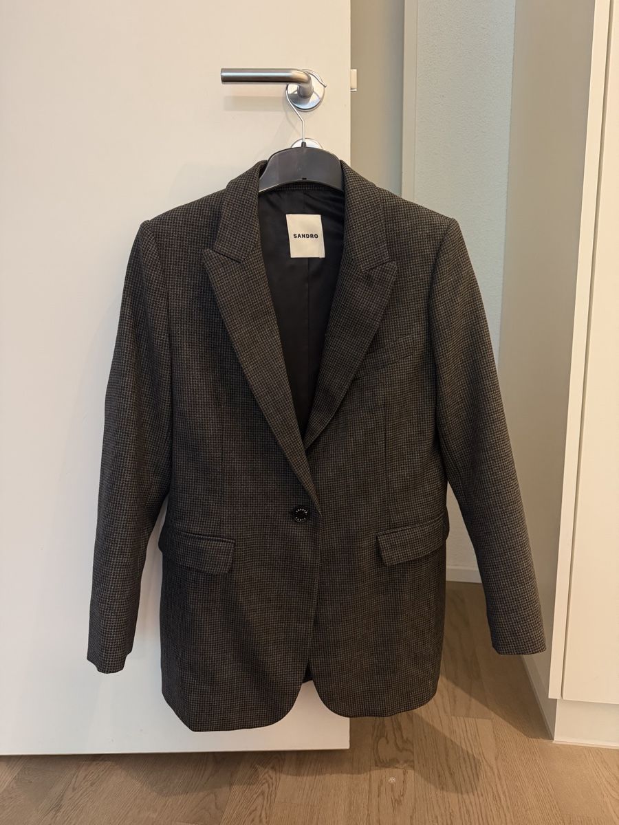 Sandro Giacche: Stylish Sandro Blazer Gr 36 – Nuovo (secondo la descrizione) da Zürich venduto da gondeli2012