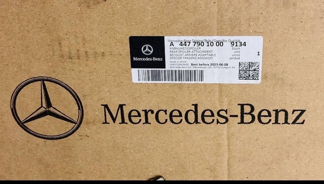Mercedes-Benz Tutti pezzi di ricambio auto:  Dachspoiler Mercedes  – Nuovo e nell'imballaggio originale da Untersiggenthal venduto da vonberner 2