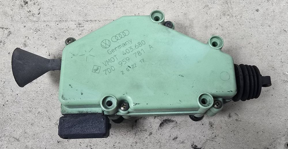 2x Stellmotor Zentralverriegelung ZV Für VW Transporter III IV T3 T4 BUS Kasten