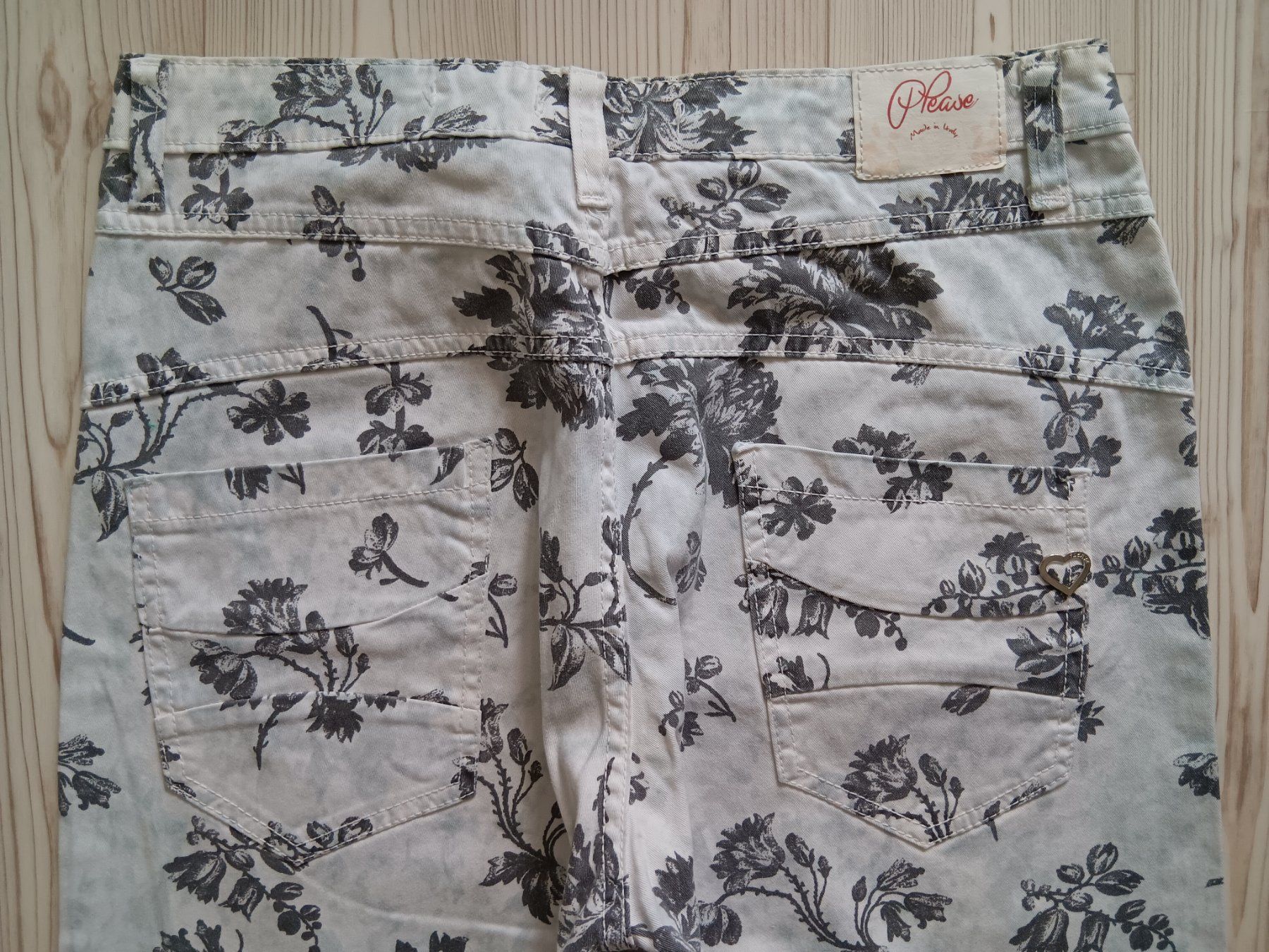Please Jeans Jeans: PLEASE P78 Jeans taille / Grosse M – Usato da Cossonay-ville venduto da Super-Price-Quality 6