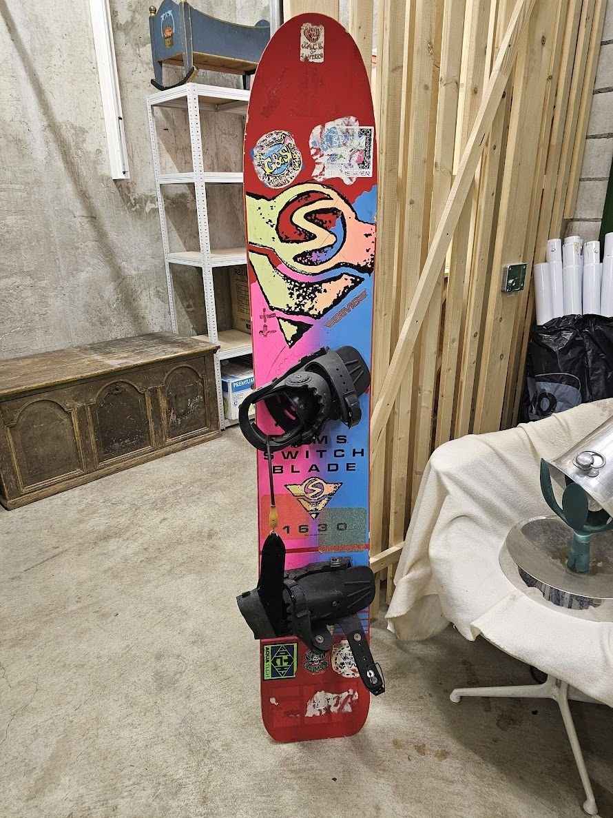 Board: SIMS - vintage Snowboard 'der ersten Stunde' von 1987 – Usato da Ottenbach venduto da Diezuercherin