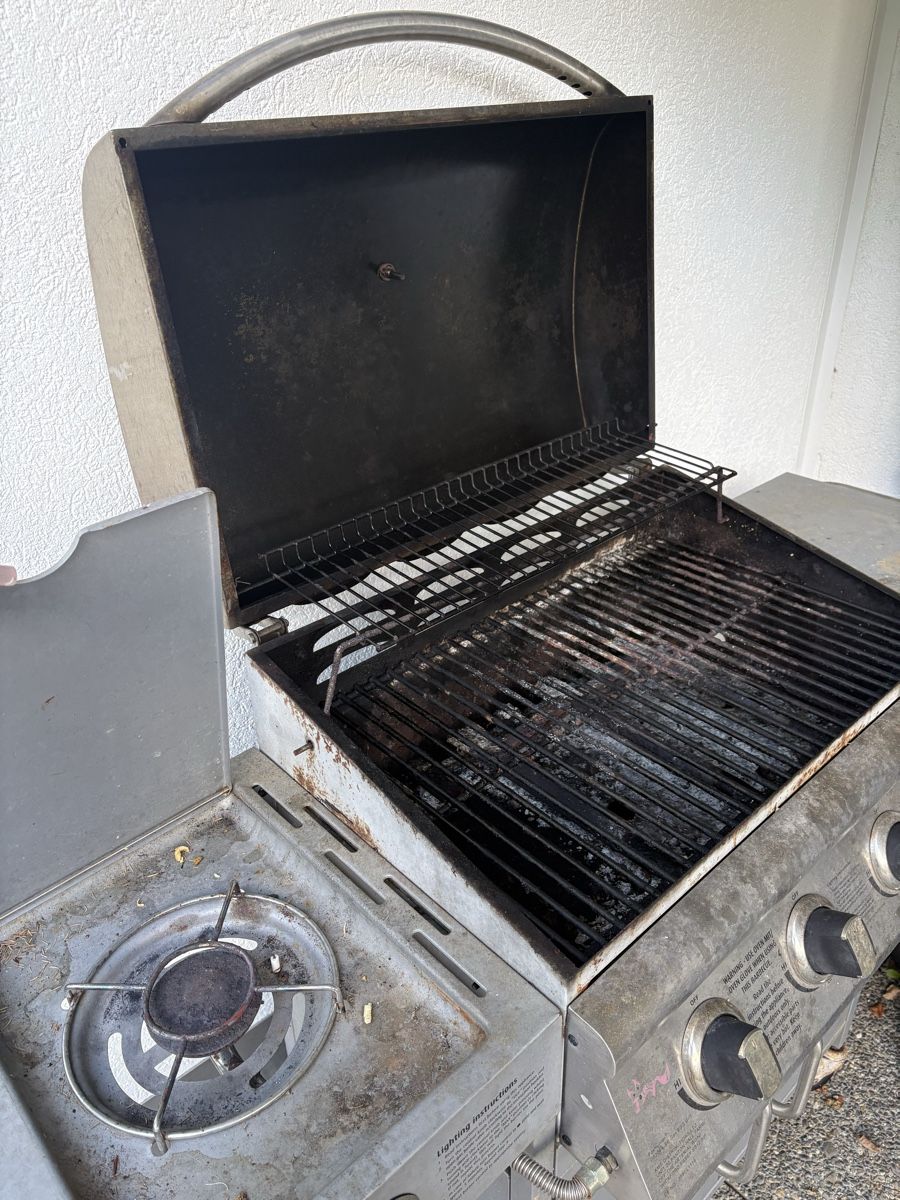 Grills: Grill kostenlos – Gebraucht aus Hergiswil NW von Kylee 1