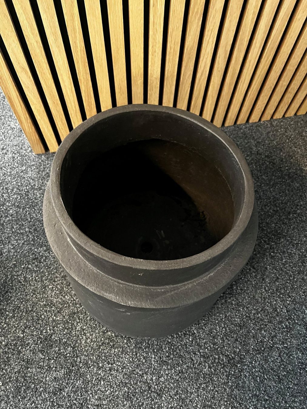 Vasi per fiori: Pflanzgefäss Atelier vierkant, GR 40 Black – Nuovo (secondo la descrizione) da Felsberg venduto da zingggarten 1