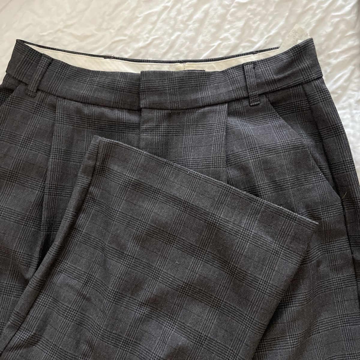 Zara Pantaloni: Zara checkered elegant pants – Usato da Vezia venduto da chi_byp8 5