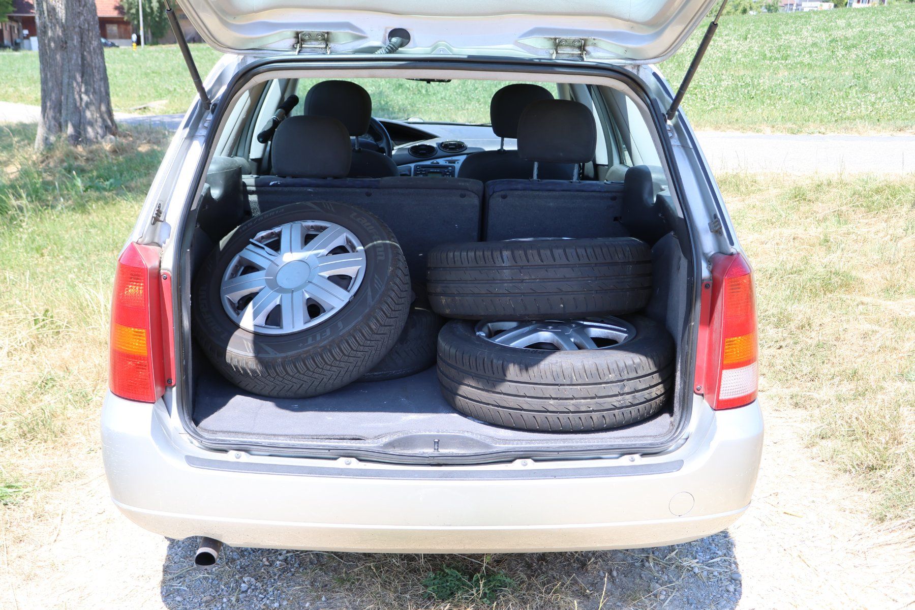 Ford Autos: Ford Focus 1.6i Caravan Automat – Gebraucht aus Huttwil von gropsuhu 6