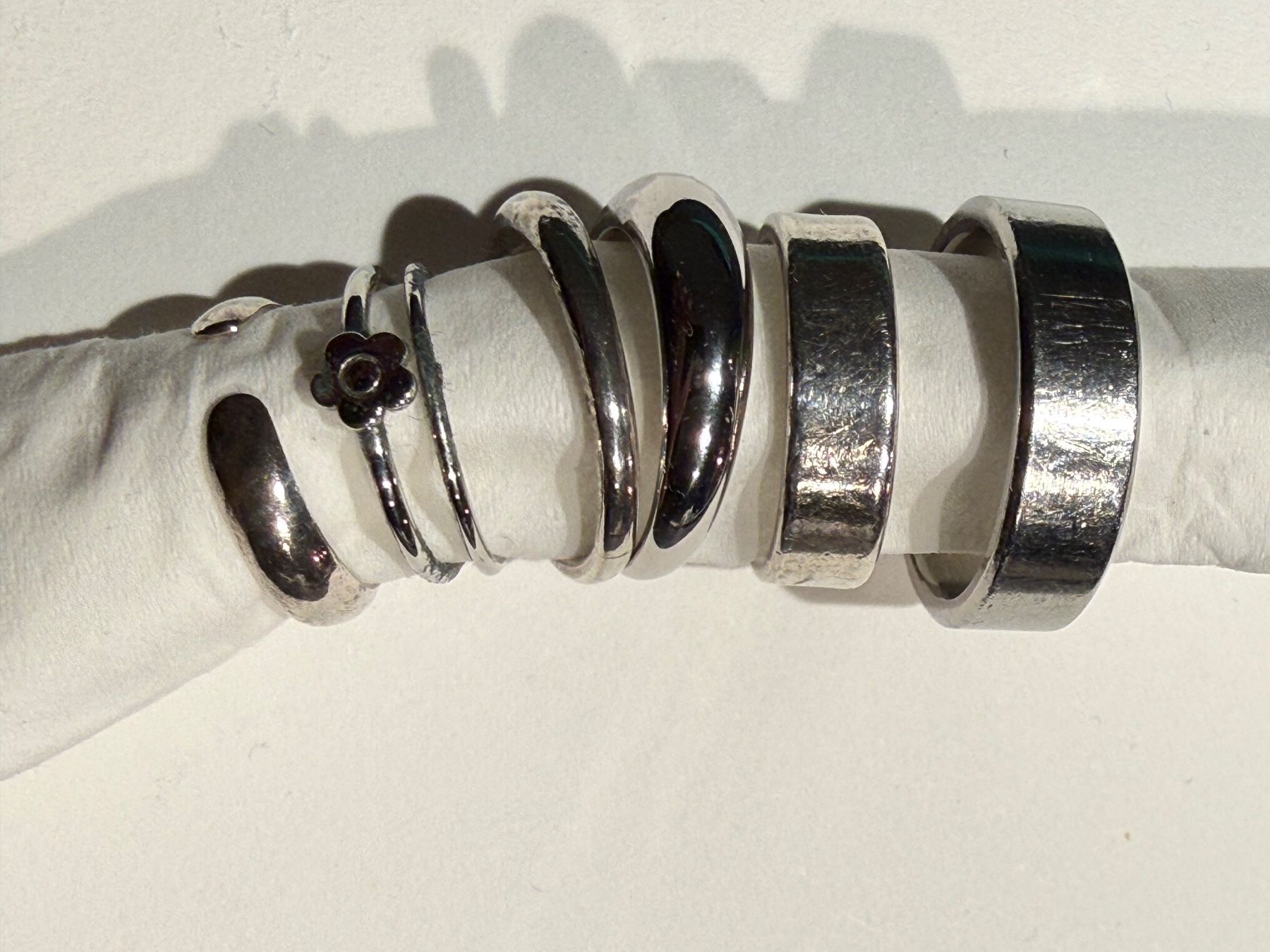 Altri gioielli: 925 Silber Ring Set + Edelstahl | 6 Ringe | div. Größen – Usato da Basel venduto da Rouge. 2