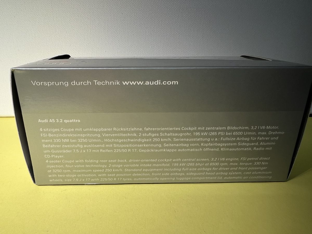 Schuco Modellini d'auto: Audi A5 Schuco Händlermodell 1/43 – Nuovo e nell'imballaggio originale da Weinfelden venduto da Kammerflimmern 7
