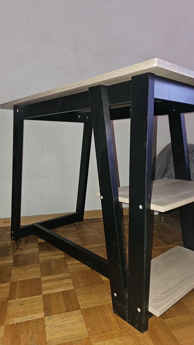 Conforama Scrivanie: Bureau – Usato da Payerne venduto da renvam