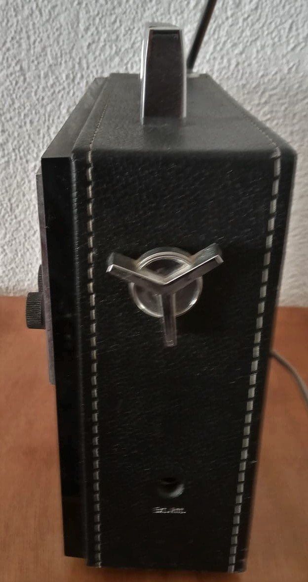 Radio: TELETON - Solid State 15 Transistor FM-AM 5 Band Mod. 136F4 – Usato da Le Locle venduto da PereiraHugo 2
