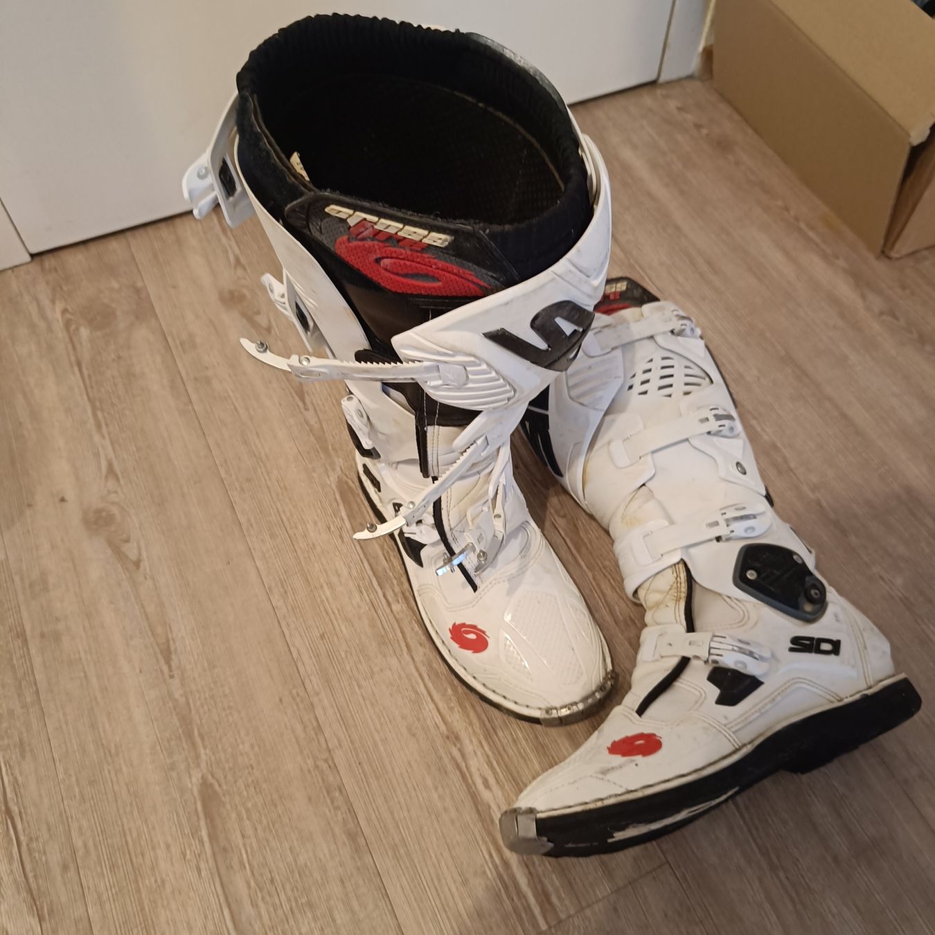 SIDI Herrenschuhe: Sidi Crossfire Motocross Stiefel Grösse 44 – Gebraucht aus Jaberg von urig17. 2