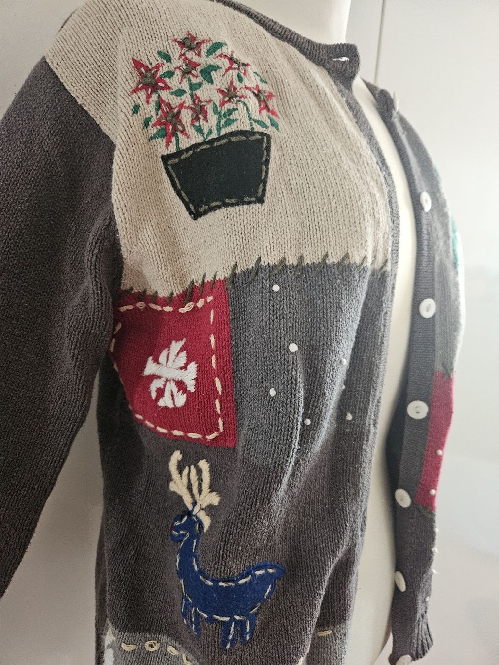 Giacche: Vintage Christmas Cardigan – Usato da Zürich venduto da ColdCoffee 1