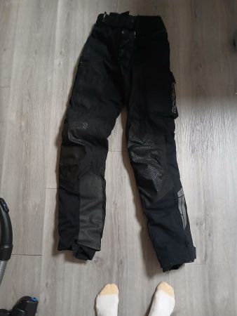 Motorradhosen S schwarz wie neu