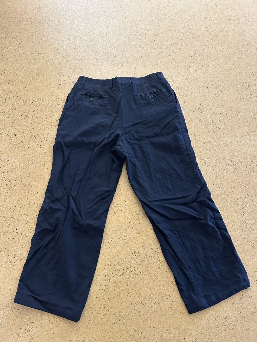 Pantaloni: Schwarze Anzugshose – Usato da Winterthur venduto da mic_dx6g 1