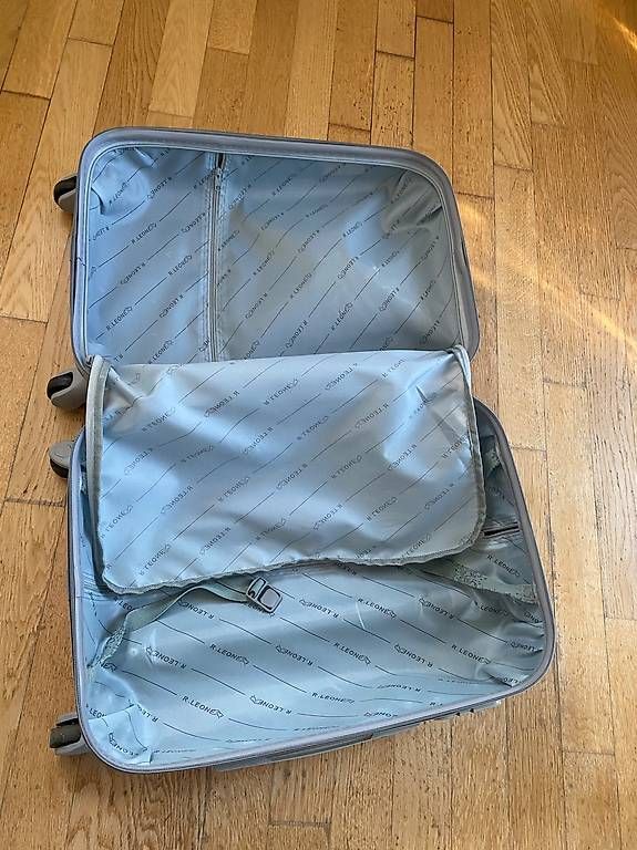 Valigie: Valigia a mano 46cm X 20cm – Usato da Lugano venduto da dir_5287 1