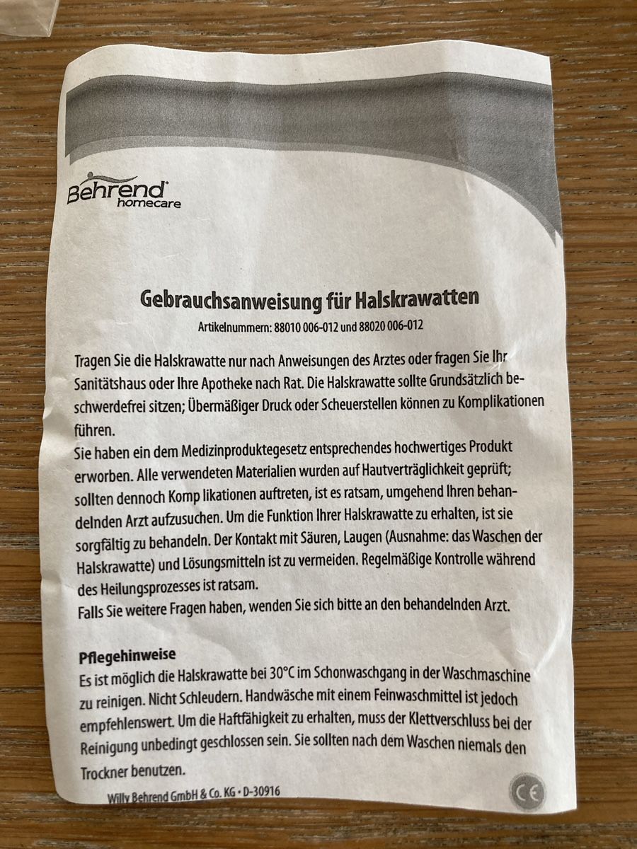 Medizinische Geräte: Halskravatten, anatomisch, neu,  Grösse 8 cm – Gebraucht aus Gränichen von SabineZ01 5