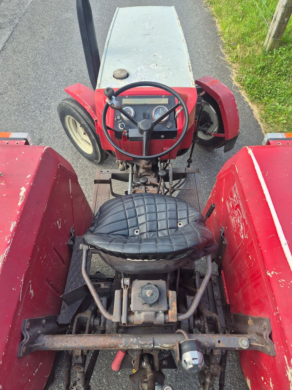 Steyr Trattori: Traktor Steyr 540 2-Rad mit Seitenmähwerk – Usato da Kandergrund venduto da 07071963 7