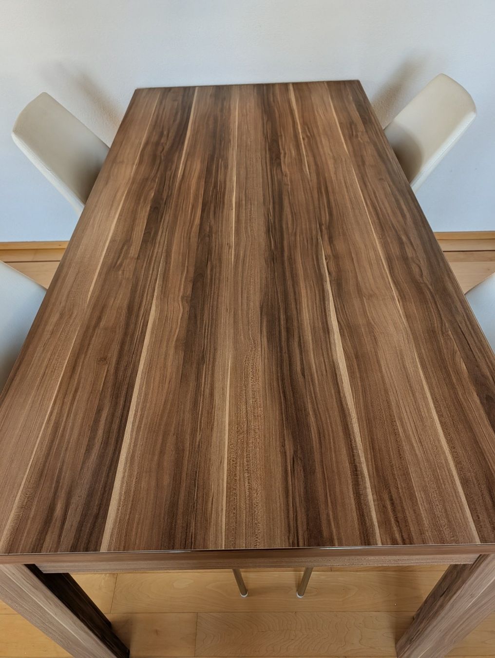 Tavoli: Tisch 180 x 90 – Usato da Stäfa venduto da Fabienne.. 1