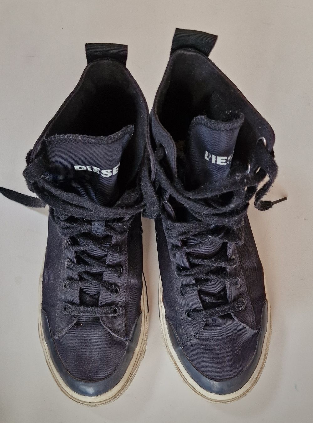 Diesel Herrenschuhe: Diesel Sneaker 41 – Gebraucht aus Chur von car_5clc