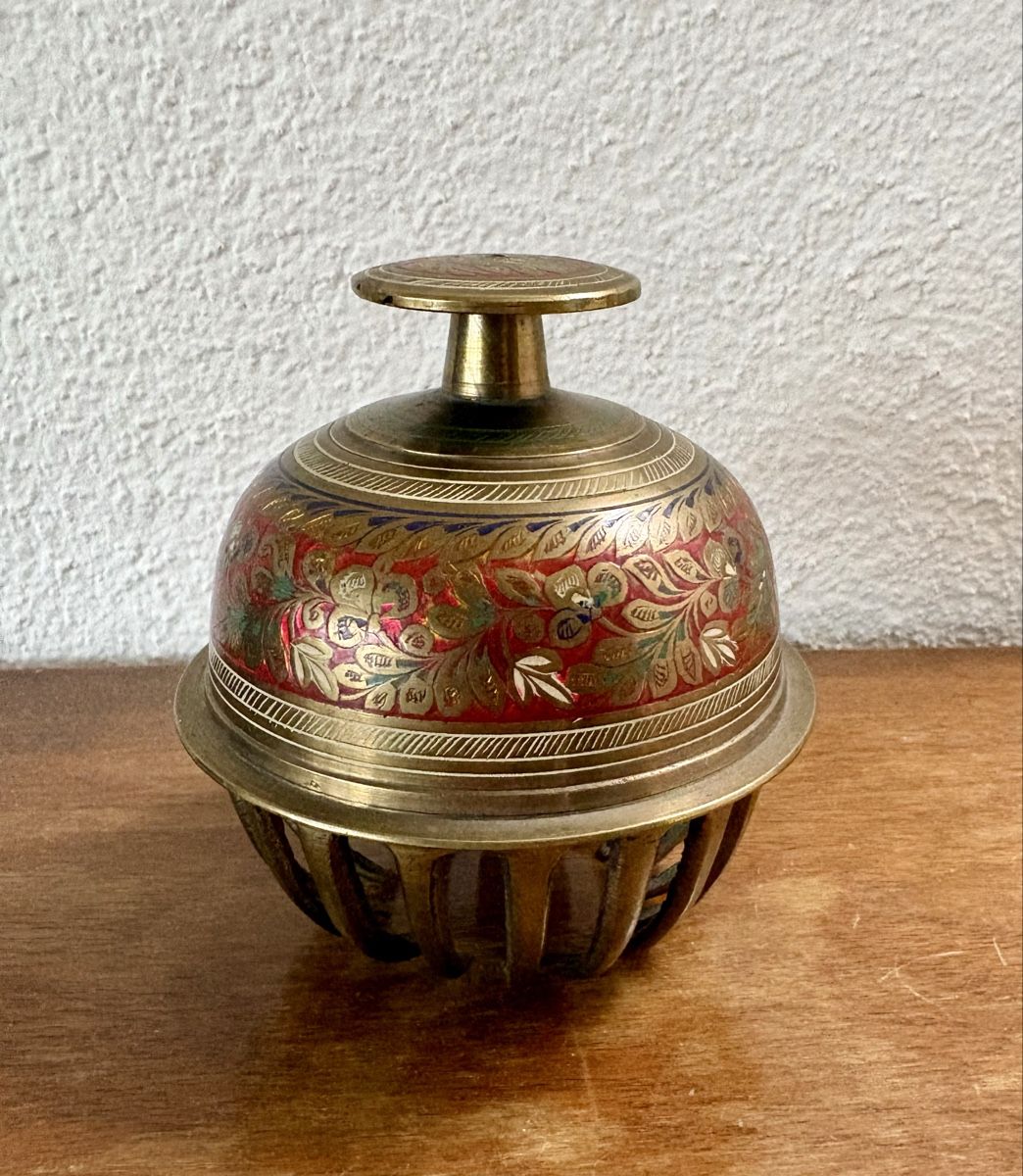 Glocken & Treicheln: Vintage Messing Glocke - Handbemalt - Deko-Objekt! – Gebraucht aus Gossau SG von Dobby1974