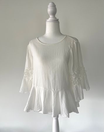 Traumhafte Damen Bluse von "Hemisphere" Weiss Blumen Gr. S