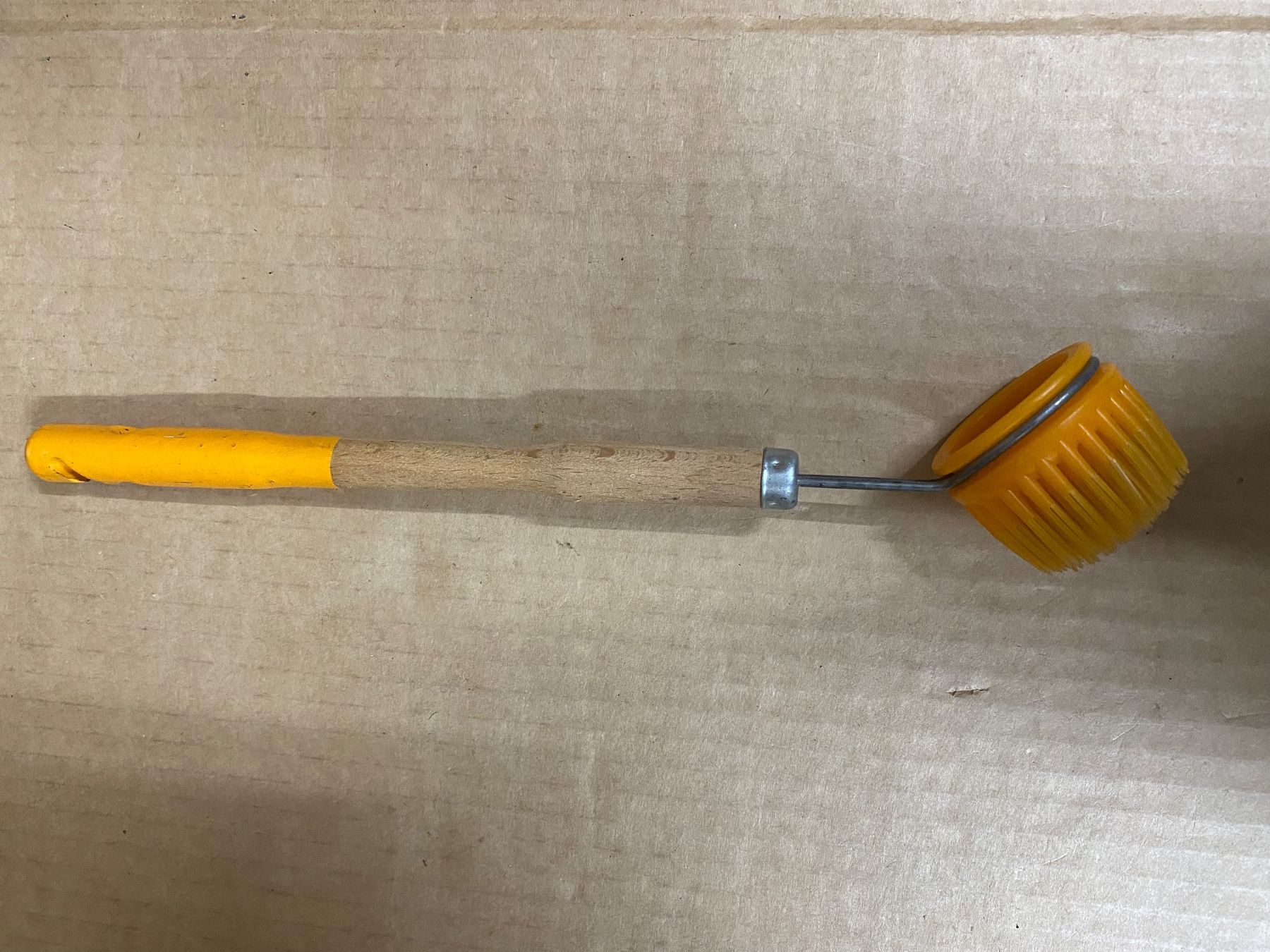 Altro per la casa: Spülbürste mit Plastikborsten – Usato da Eschlikon TG venduto da ArtRec 3