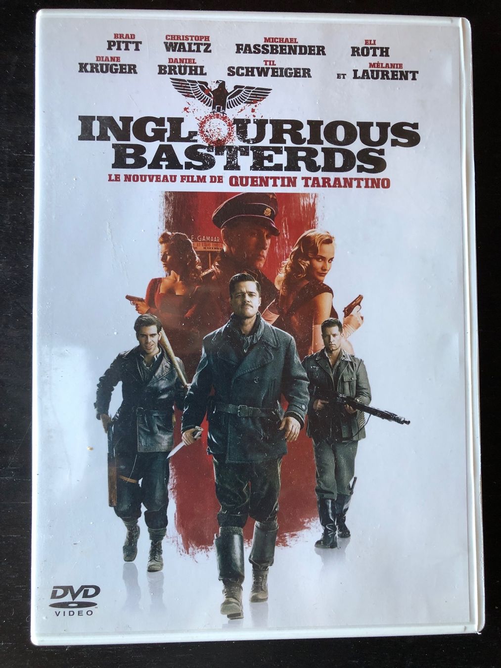 Tutti i DVDs: INGLOURIOUS BASTERDS (BRAD PITT) – Usato da St-Cierges venduto da Crisi53