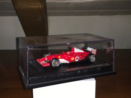F1 Ferrari F2004 M. Schumacher 1/43 no Minichamps