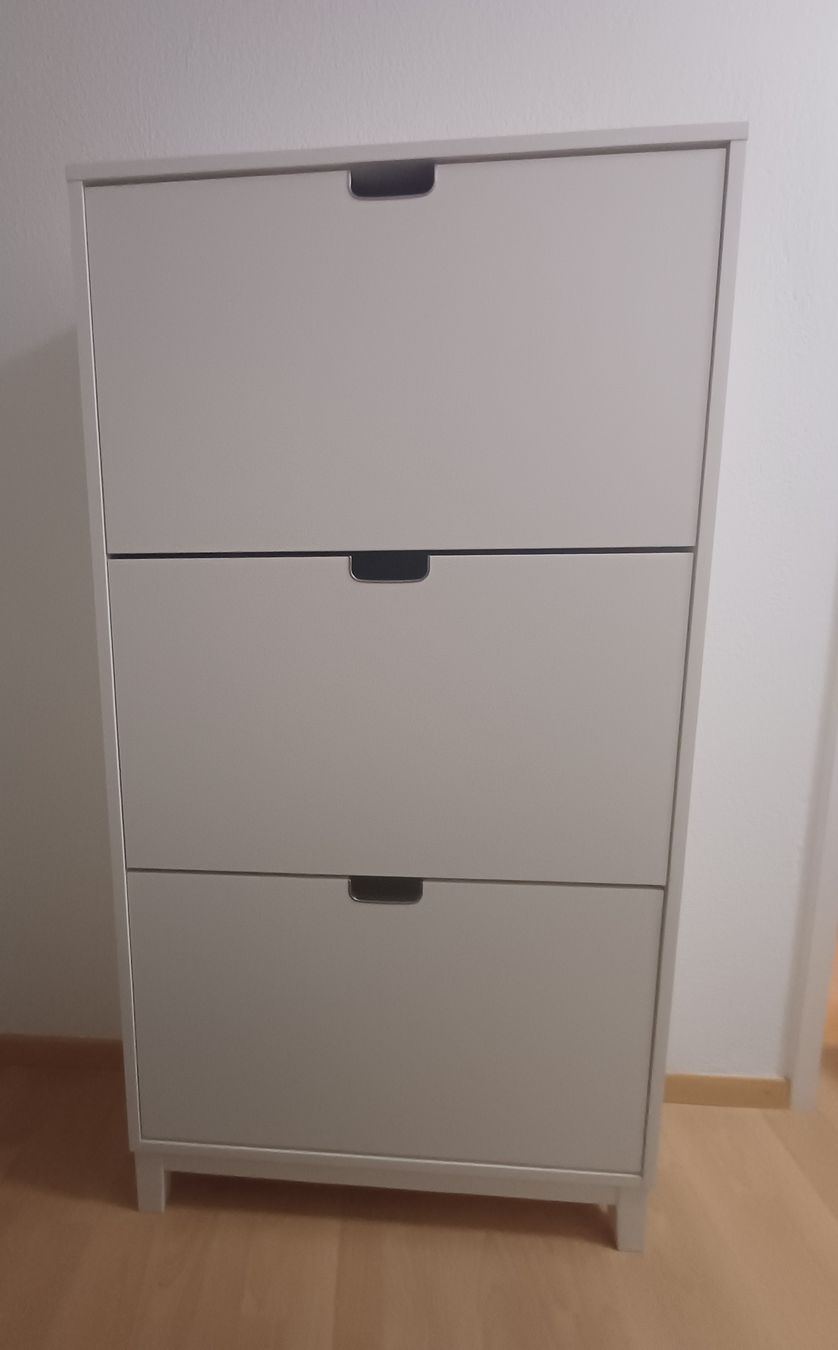Armadi: Schuhschrank – Usato da Zug venduto da laialy_sue 1