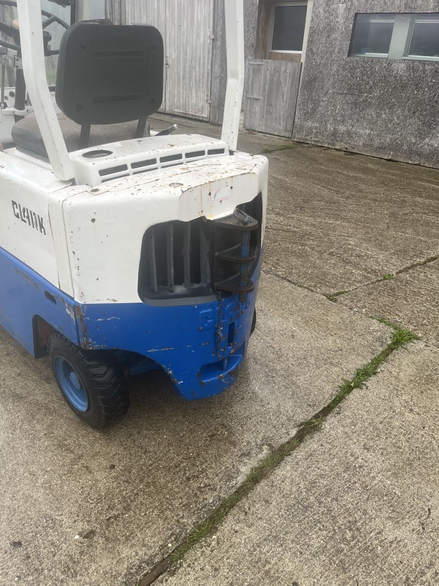 Clark Carrelli elevatori e a forche: Gabelstapler Clark C500Y20 LPG, gebraucht – Usato da Trachslau venduto da Eigen 4