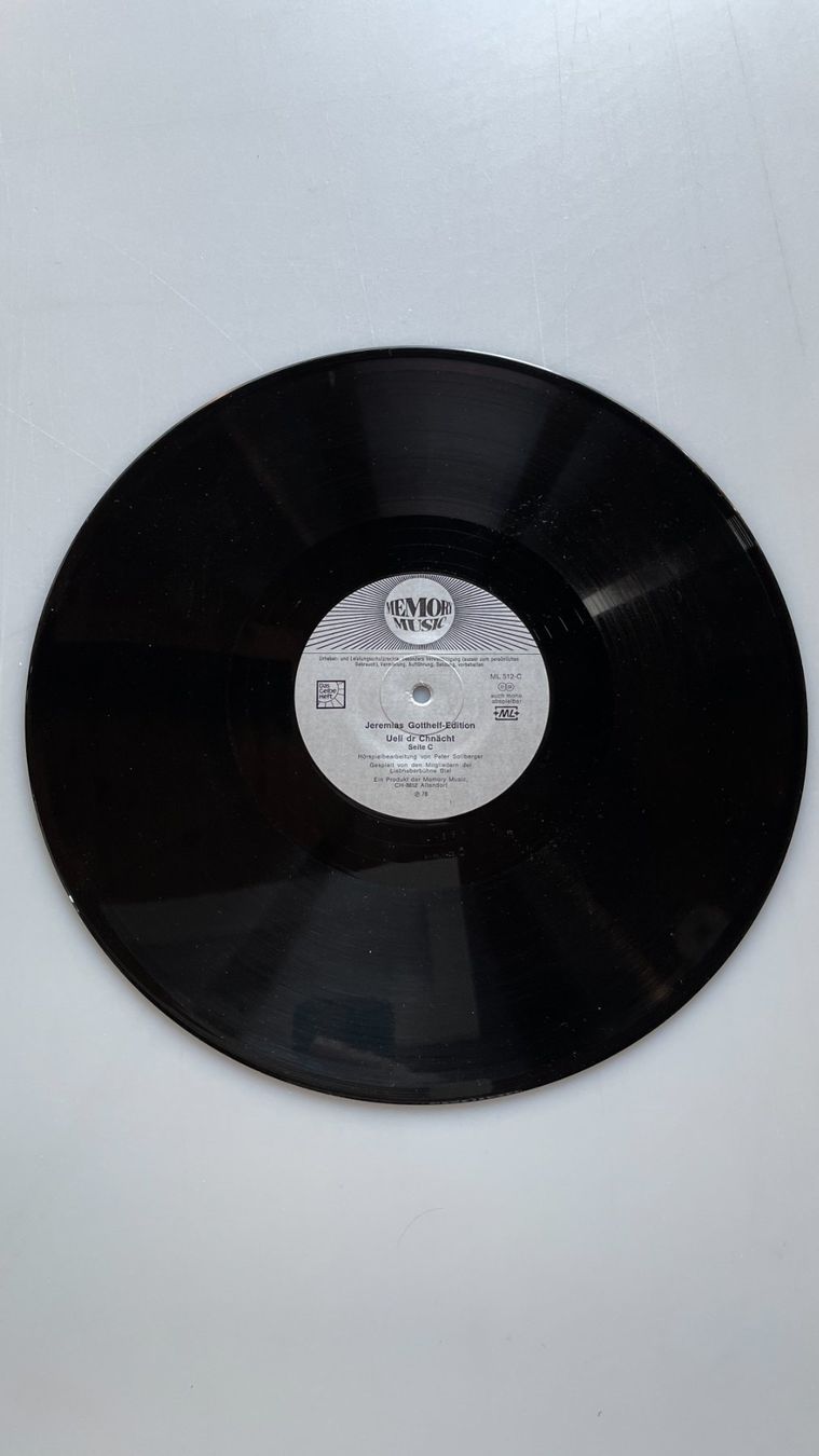 Dischi in vinile: Ueli dr Chnächt - Hörspiel - 2 Schallplatten – Usato da Glattfelden venduto da markweb 6