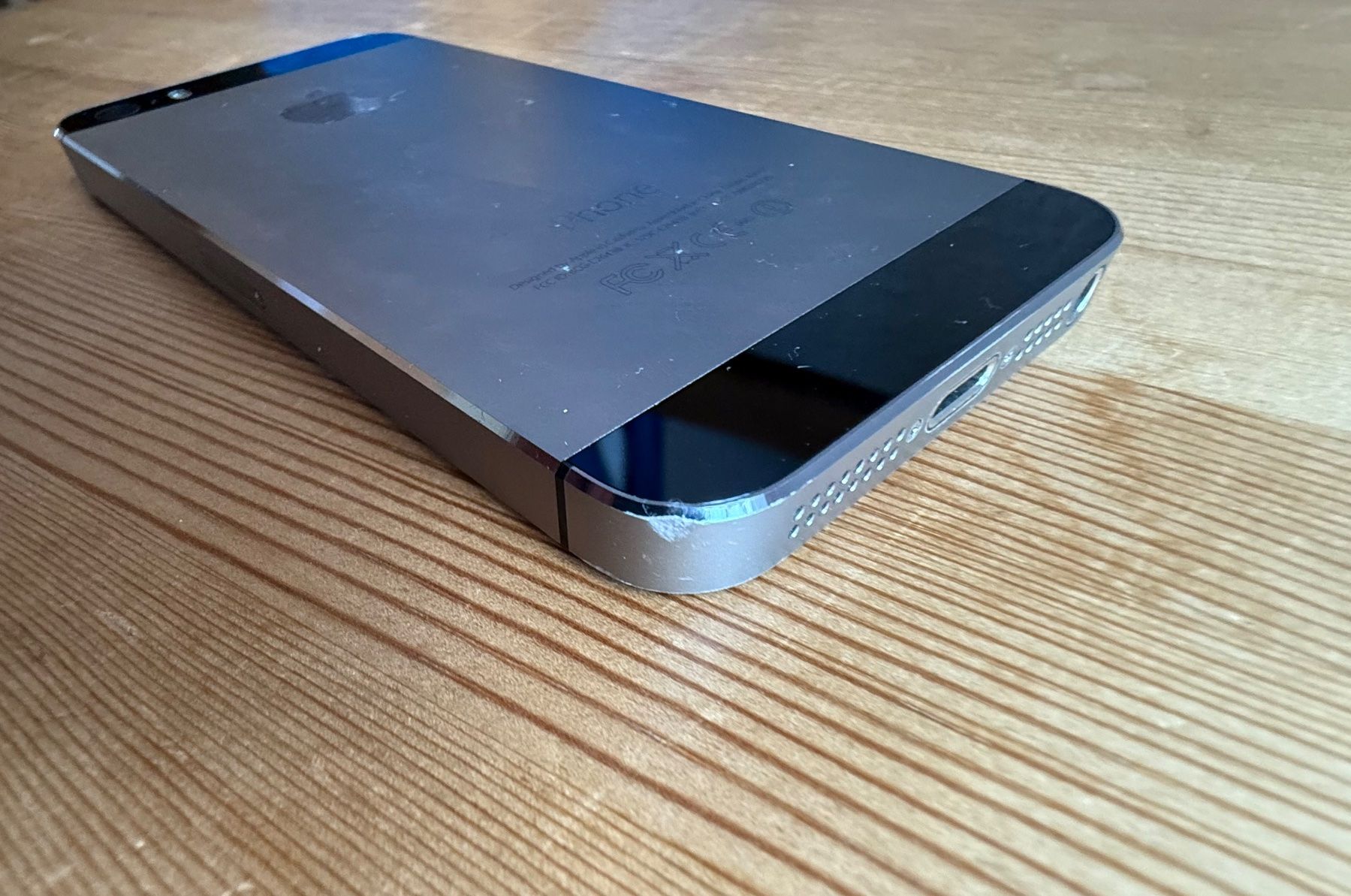 Apple Portables: iPhone 5s 16GB Spacegrau – D'occasion à Lützelflüh-Goldb par Guemseli 8