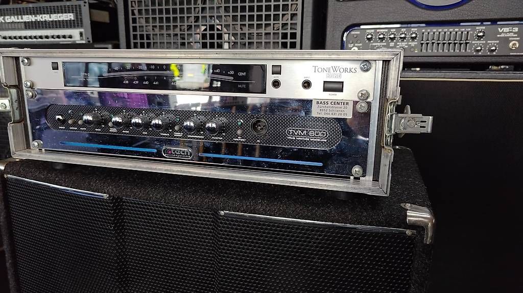 Amplificatori: Tech TVM 600 Bass Equipment – Usato da Schlieren venduto da Basscenter 1